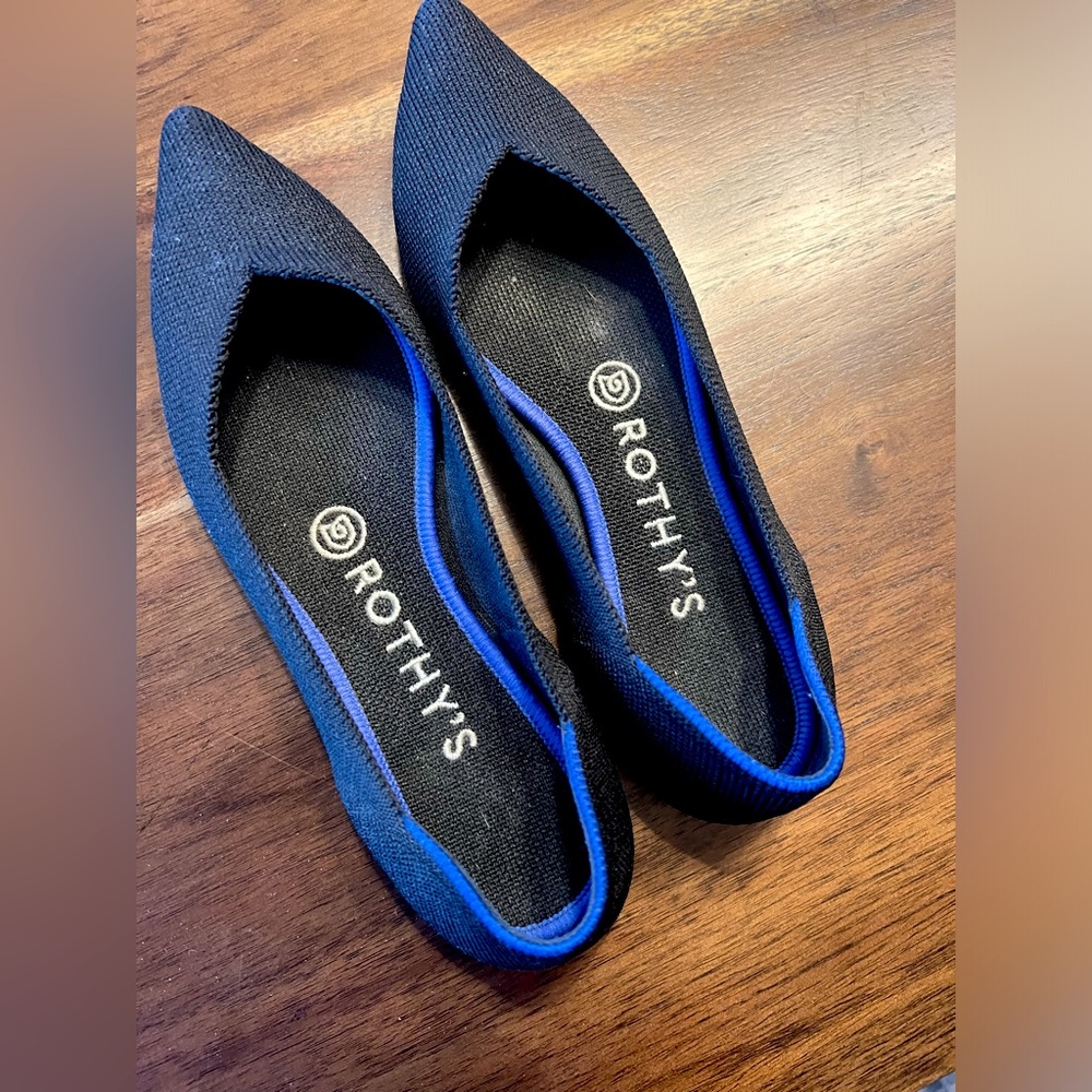 Rothy’s “The Point” - Size 6.5 - Black